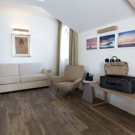 Al Campanile - Luxury & 3*