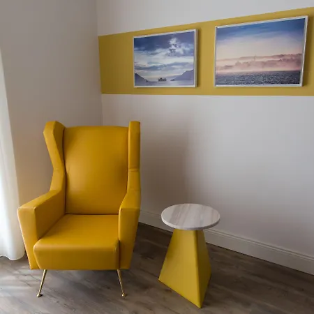 Al Campanile - Luxury & 3* Baveno