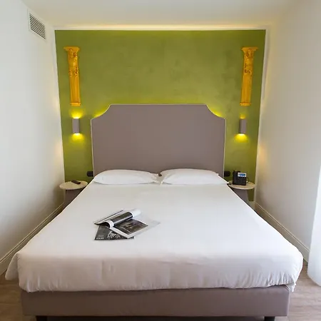 Al Campanile - Luxury & Hotel 3*