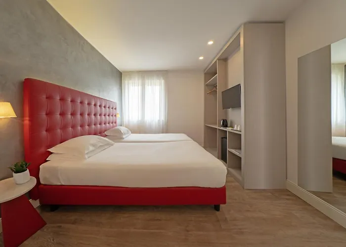 Al Campanile - Luxury & Отель