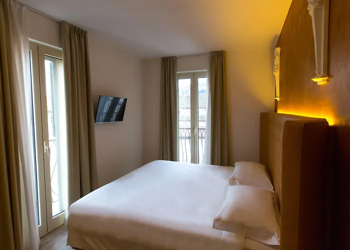 Отель Al Campanile - Luxury &